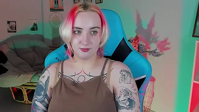 AsheLucker online show from 02.22.25