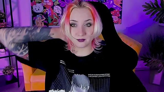 AsheLucker online show from 03.07.25