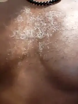 Snapshot of Lonelynudist59 chatting on 02.24.25 Lonelynudist59 online show from 02.24.25