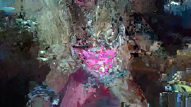 Snapshot of CROSSCOUNTRY1 chatting on 10.18.25 CROSSCOUNTRY1 online show from 10.18.25