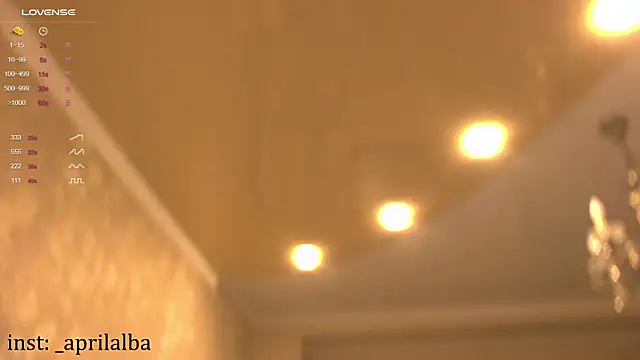 Snapshot of AprilinAlba chatting on 01.19.25 AprilinAlba online show from 01.19.25