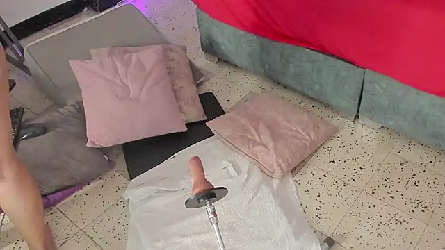 Snapshot of IsiisLovei chatting on 03.21.26 IsiisLovei online show from 03.21.26