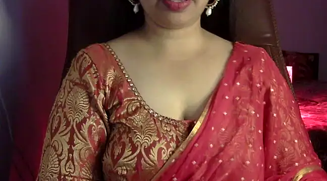 Snapshot of Maalnad_beauty chatting on 12.10.24 Maalnad beauty online show from 12.10.24