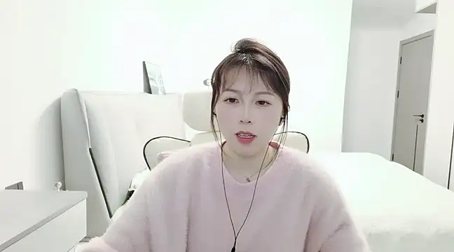 Sunset glow online show from 02.21.25