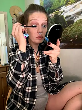 MenaDreadfull online show from 11.23.25