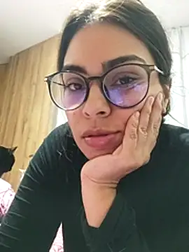 Snapshot of Ivanna2 chatting on 12.28.24 Ivanna2 online show from 12.28.24