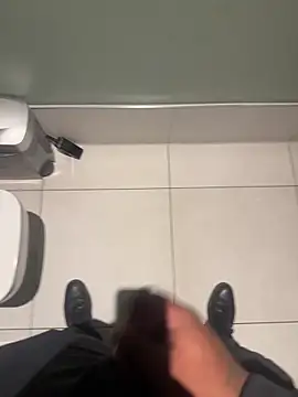 chocolatelongstrokes online show from 03.28.26