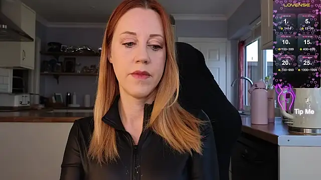 stripmequick online show from 09.25.25