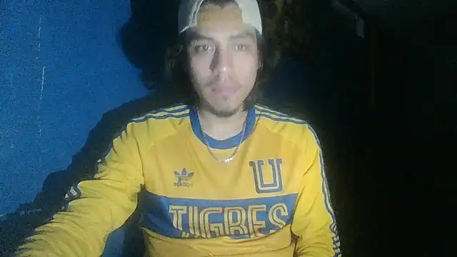 AlexAlejandro13 online show from 10.16.25