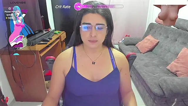 Snapshot of Khalifa_Gold chatting on 03.19.25 Khalifa Gold online show from 03.19.25