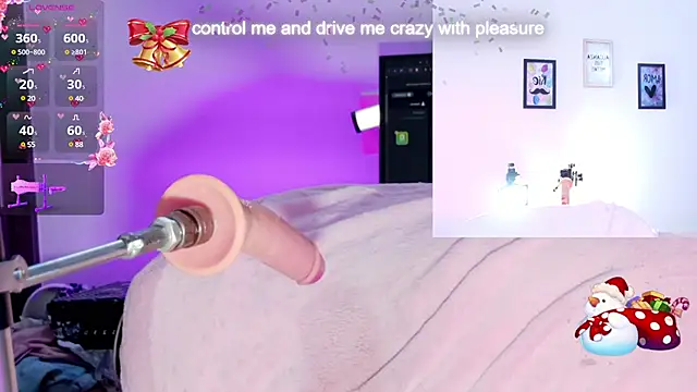 Snapshot of Scarlett-Smile chatting on 12.10.24 Scarlett-Smile online show from 12.10.24