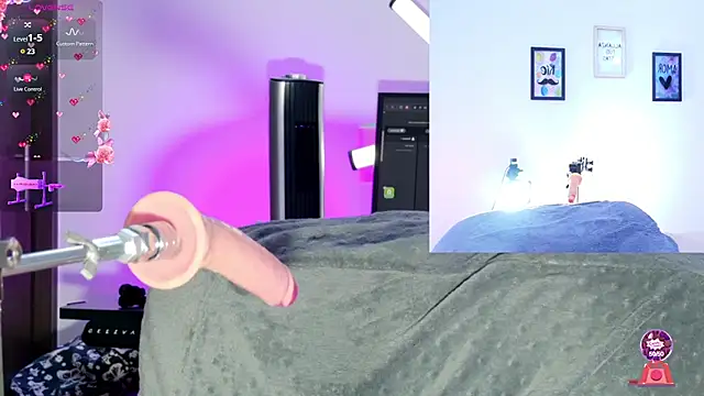 Snapshot of Scarlett-Smile chatting on 03.13.25 Scarlett-Smile online show from 03.13.25