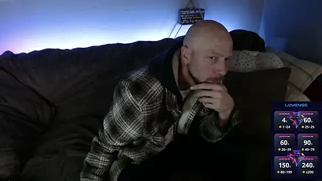 MaxRouger online show from 11.02.25