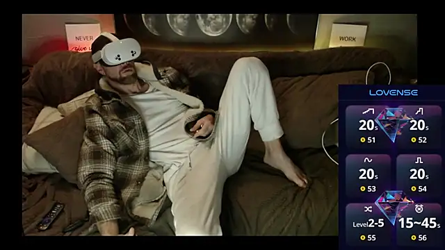 MaxRouger online show from 11.07.25