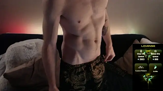 MaxRouger online show from 12.15.25