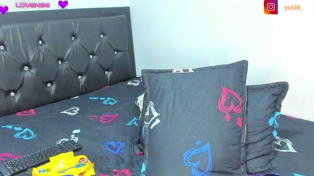 Snapshot of Brandiibrow chatting on 01.08.25 Brandiibrow online show from 01.08.25