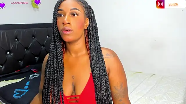 Snapshot of Brandiibrow chatting on 02.11.25 Brandiibrow online show from 02.11.25