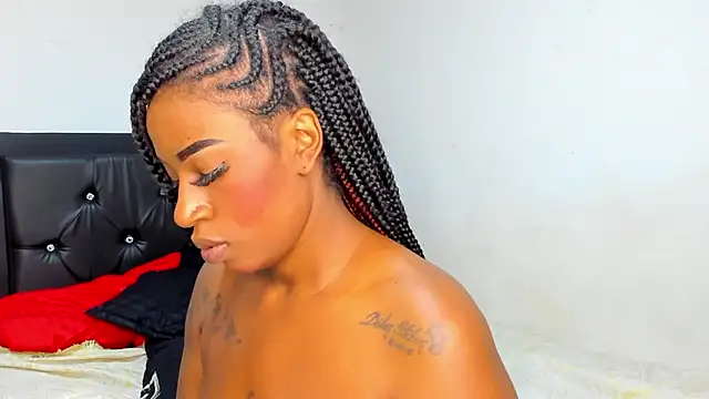 Snapshot of Brandiibrow chatting on 02.12.25 Brandiibrow online show from 02.12.25