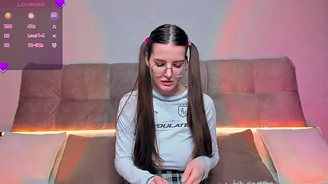 Snapshot of AriellaTesk chatting on 12.06.24 AriellaTesk online show from 12.06.24