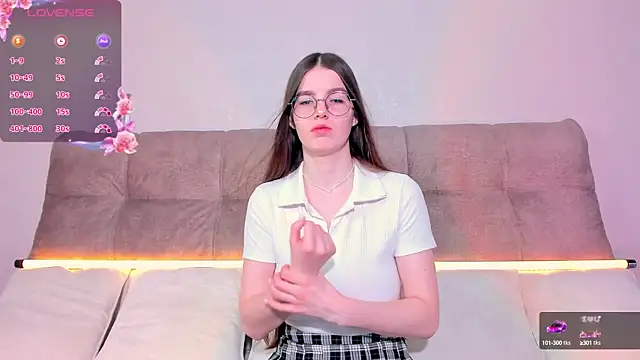 Snapshot of AriellaTesk chatting on 09.11.25 AriellaTesk online show from 09.11.25