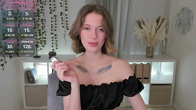 Snapshot of Salme_Sweet chatting on 01.31.25 Salme Sweet online show from 01.31.25