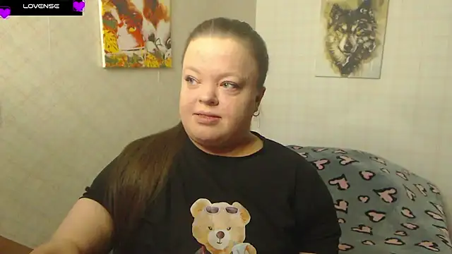 Snapshot of Janiffer_MiMi chatting on 09.22.25 Janiffer MiMi online show from 09.22.25