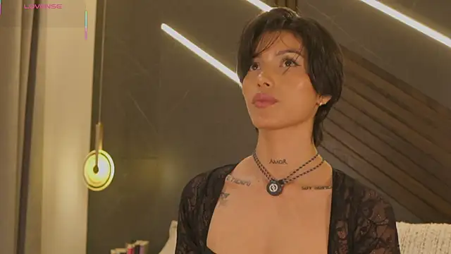 evamoretti online show from 04.15.26