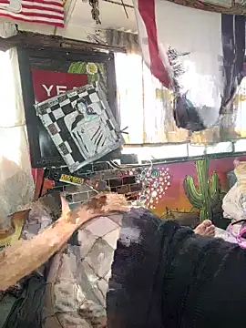 1-800-FUCKYOU online show from 09.28.25