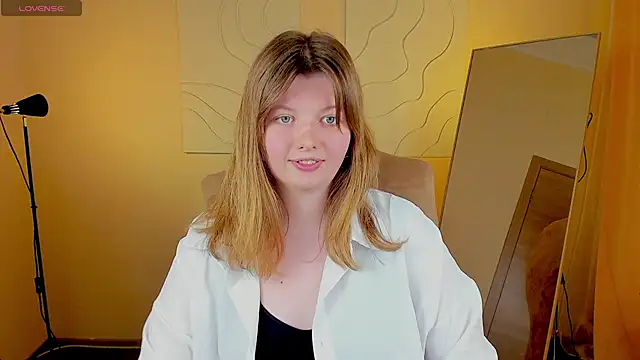 Vivian cutie online show from 03.13.25