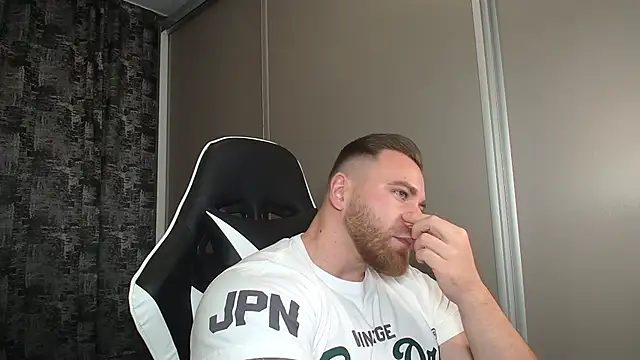 Thori92 online show from 12.18.24