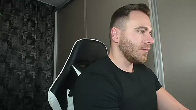 Thori92 online show from 01.14.25