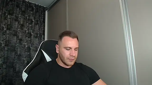 Thori92 online show from 09.26.25