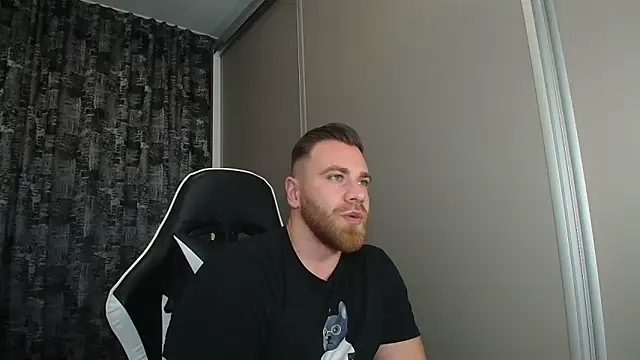 Thori92 online show from 11.19.25