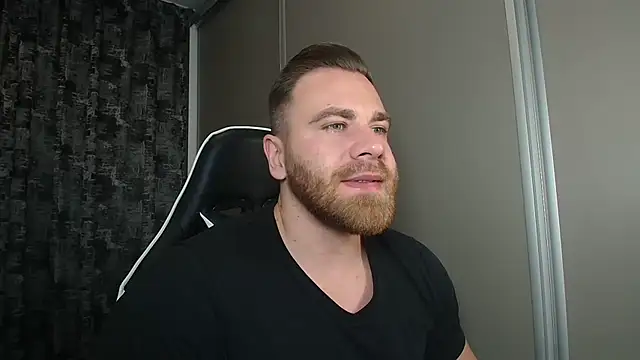 Thori92 online show from 11.24.25