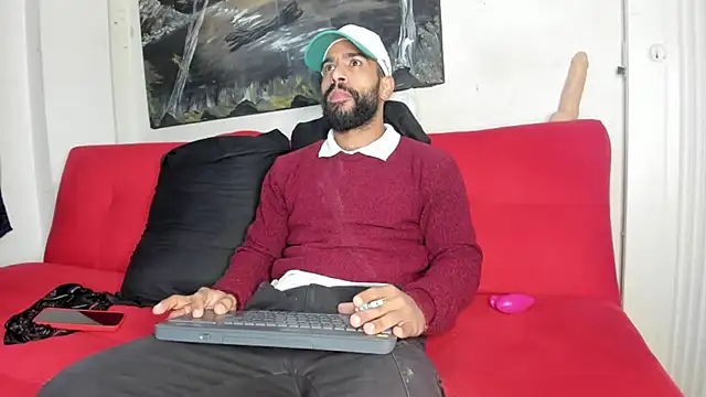 sweatyhairypig23 online show from 09.27.25