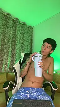 JacoboSwam online show from 11.12.25