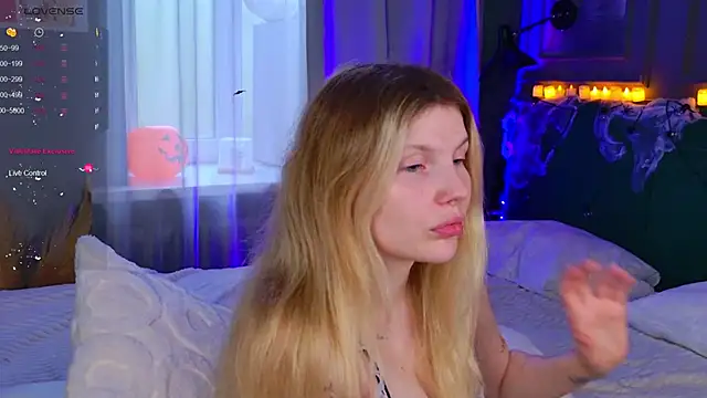  aleksa  online show from 10.29.25