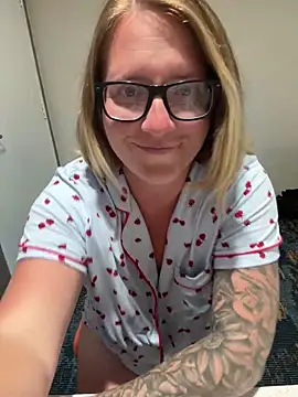 Lizzyloo online show from 02.27.26