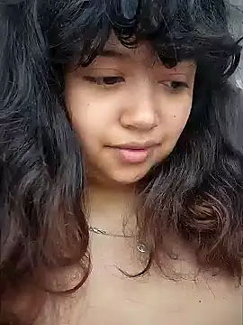 Snapshot of Peach_Girll chatting on 12.24.24 Peach Girll online show from 12.24.24
