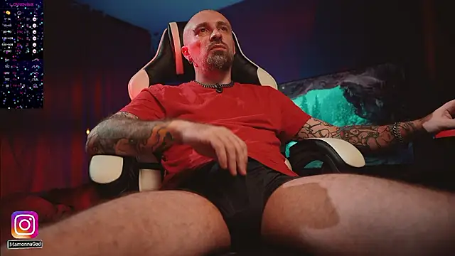 LuckyAlexx online show from 02.12.26