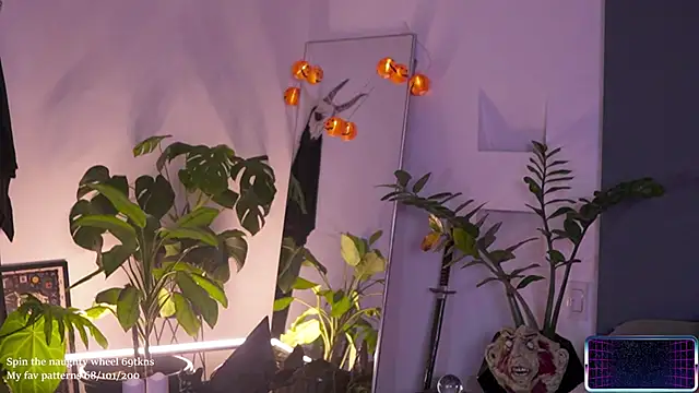 LucyAllenX online show from 10.27.25