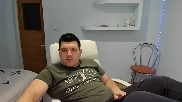 Snapshot of Basystem chatting on 01.03.25 Basystem online show from 01.03.25