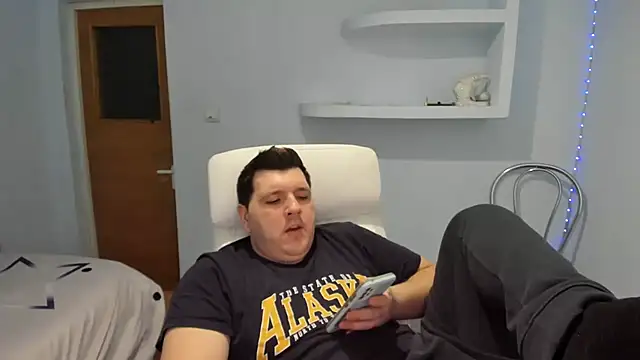 Snapshot of Basystem chatting on 01.19.25 Basystem online show from 01.19.25
