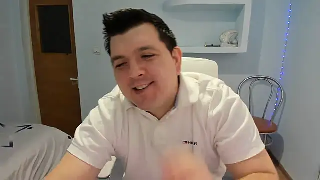 Snapshot of Basystem chatting on 01.27.25 Basystem online show from 01.27.25