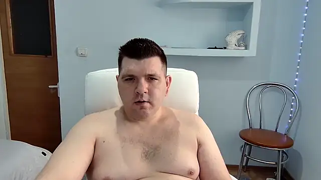Snapshot of Basystem chatting on 02.04.25 Basystem online show from 02.04.25