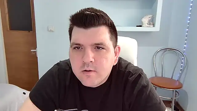 Snapshot of Basystem chatting on 02.19.25 Basystem online show from 02.19.25