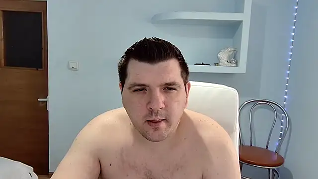 Snapshot of Basystem chatting on 03.04.25 Basystem online show from 03.04.25