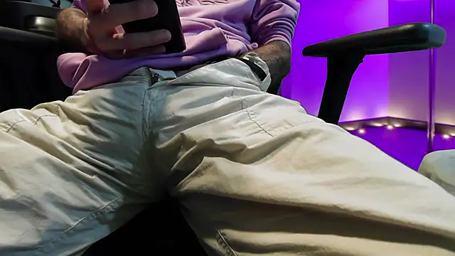 kuruptxxx live online show from 11.05.25