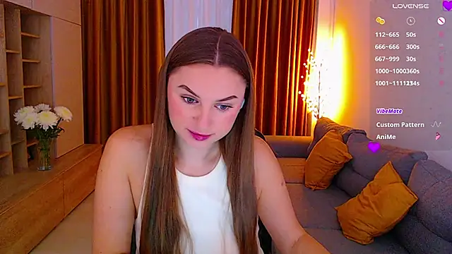 Snapshot of _Mia_Adams chatting on 10.20.25 Mia Adams online show from 10.20.25