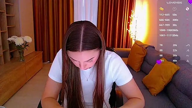 Snapshot of _Mia_Adams chatting on 10.23.25 Mia Adams online show from 10.23.25